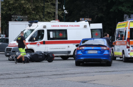 Incidente stradale fra auto e scooter: un ferito in ospedale