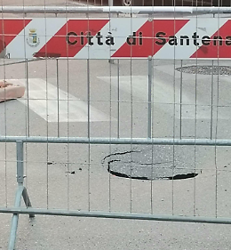 Dopo il cedimento strutturale, riapre al traffico via Cavour