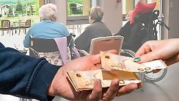 Rsa e ospizi come residenze a 5 Stelle: ecco perché 15mila anziani rischiano il posto in Piemonte