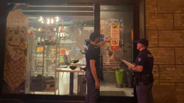Lavoro in nero, scarafaggi, escrementi di ratti e cucine sporche: chiuso un ristorante e sanzionati due locali