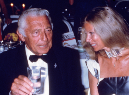 Eredità Agnelli, quei milioni per le amanti di Gianni e l'errore fatale di Margherita