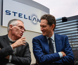 Elkann e Tavares, vertice negli USA: Stellantis vende Chrysler? "Datela ai lavoratori"