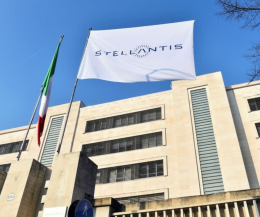 Stellantis, "Persi 10mila posti di lavoro, pronti a sciopero generale"