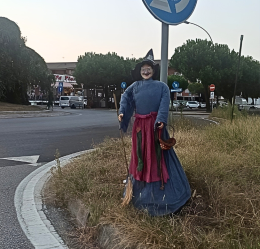In provincia di Torino il "mistero" delle Befane legate ai segnali stradali