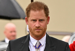 Harry stanco della vita in Usa,
studia come ritornare a corte