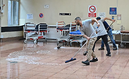 Nubifragio su Torino, allagamenti negli ospedali Molinette e Mauriziano 