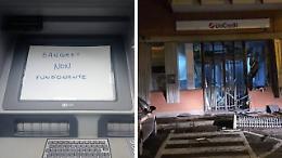 Fanno esplodere il bancomat dell'Unicredit e scappano coi soldi su un'Audi RS3