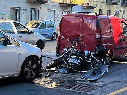 Tamponamento a catena, un motociclista in ospedale