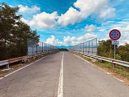 Il cavalcavia  della superstrada Torino-Caselle chiude fino a dicembre