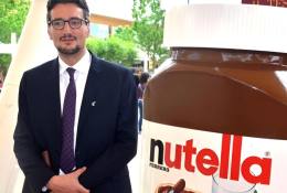 Nutella da record:  2.400 euro o cure mediche, così Ferrero premia i dipendenti