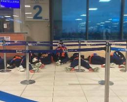 Incredibile odissea per la Juventus Next Gen: notte in aeroporto dopo il match contro il Trapani