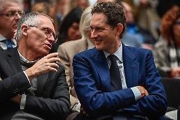 Bloomberg: "John Elkann cerca un altro ceo per Stellantis". Chi al posto di Tavares? Ecco cosa sappiamo