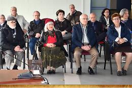 Nozze d'oro: grande festa per le 160 coppie del 1973 tra gioia e tradizione