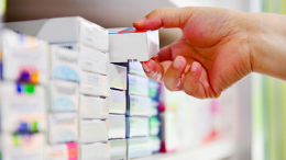 "Attenzione ai farmaci col metamizolo come la Novalgina": l'AIFA avverte sugli effetti collaterali gravi causati da questo principio attivo