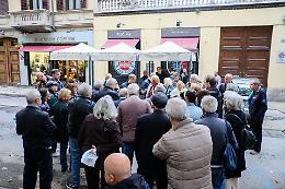 Piazza Govean tra multe e proteste: «La pedonalizzazione è stata un fallimento»