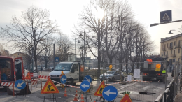 Chivasso: cedimento stradale in via Torino. Traffico in tilt