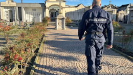 Razzia al cimitero di Borgo Revel: identificati e denunciati i ladri
