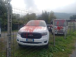 «A costo delle nostre vite, non ce ne andremo»: il video dei No Tav che vandalizzano i mezzi