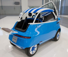 E la microcar (svizzera) Made in Torino diventa Spiaggina