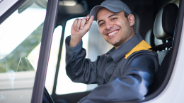Selezioni aperte per 250 autisti in tutta Italia: opportunità di lavoro nel settore trasporti e logistica