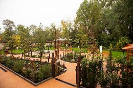 A Carignano si inaugura il giardino sensoriale dell’hospice Faro: un'oasi di serenità per i pazienti
