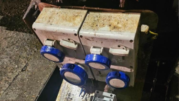 Il furto al mercato di corso Racconigi che ha lasciato i commercianti senza corrente
