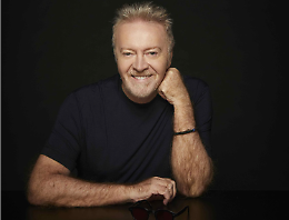 Umberto Tozzi altro che addio: pronto un nuovo live a Torino