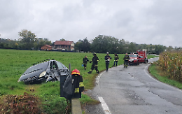Senza patente, scappa dai carabinieri e ferisce una bimba nell'incidente