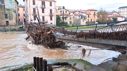 Maltempo, il Bormida esonda in Liguria e spaventa il Piemonte. Interrotte autostrada e ferrovie