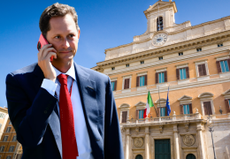 La telefonata di John Elkann: "Aiuti a Fiat? Diamo più di quel che riceviamo" (ma oggi arrivano i conti  veri)