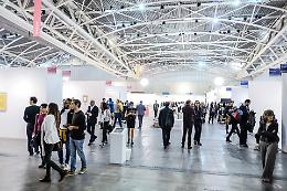 Artissima si confema al top: 34.200 visitatori all'Oval 