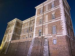 Treno e navetta, da Porta Nuova  al Castello di Rivoli in 35 minuti