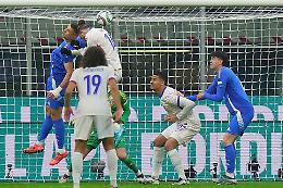 Stavolta fa festa la Francia, una doppietta dell'ex Juve Rabiot stende l'Italia