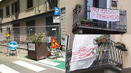 Lenzuola bianche contro la Ztl, la protesta a Campidoglio si sposta sui balconi 