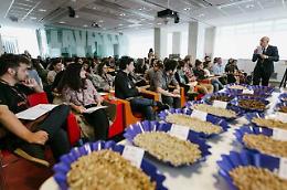 Da Lavazza a Sirena, le aziende aprono agli studenti                         