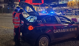 Barriera, tenta di uccidere la compagna davanti alla figlia di 9 mesi