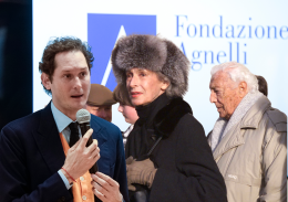 Eredità Agnelli, cosa inguaia (di nuovo) gli Elkann: dalle firme agli 80 milioni non pagati