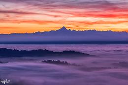 Meteo, in Piemonte un fine settimana nella morsa della nebbia. Ma in montagna farà caldo