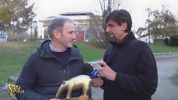 Striscia la Notizia a Ivrea per consegnare il Tapiro d'oro a Davide Casaleggio