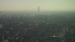 Allarme smog a Torino: scatta il semaforo arancione e arrivano i blocchi al traffico 