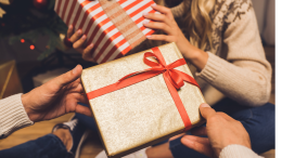 Shopping di Natale: crescono i consumi e l'ottimismo per il 2025