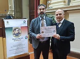 Il Premio Mameli ad Alberto Alpozzi: «Ha smascherato le mistificazioni della mostra “Africa le Collezioni dimenticate”»