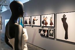 "Gianfranco Ferré, dentro l’obiettivo" in mostra al Forte di Bard