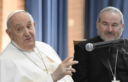 Il vice del Papa vescovo di Ivrea. Punizione o "parcheggio"?
