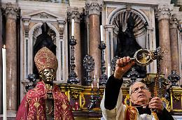 San Gennaro: e se il sangue non si scioglie?