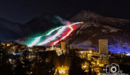 A Sestriere va in scena la fiaccolata più grande d'Italia - FOTO E VIDEO