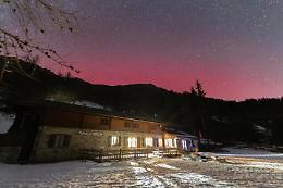 Aurora boreale di nuovo visibile sul Piemonte: ecco le foto dello spettacolo di Capodanno