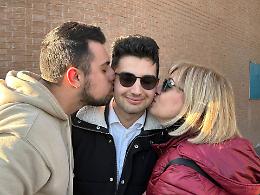 «Ora cercherò il mio posto nel mondo»: parla il ragazzo assolto per l'omicidio del padre