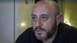 Fugge dalla moglie che lo perseguita: nascosto nella pizzeria di Mara Favro