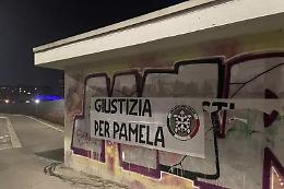 "Giustizia per Pamela": in piazza Baldissera uno striscione per la Mastropietro